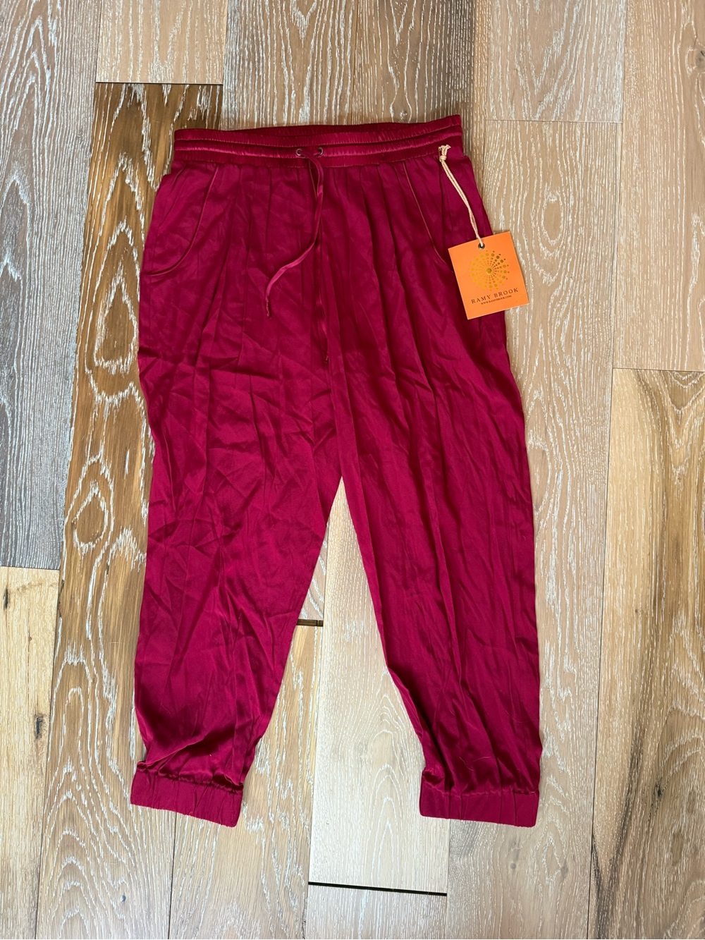 Ramy Brook Crop Jogger Pants Women's Chili Drawstring
New - Picture 2 of 10